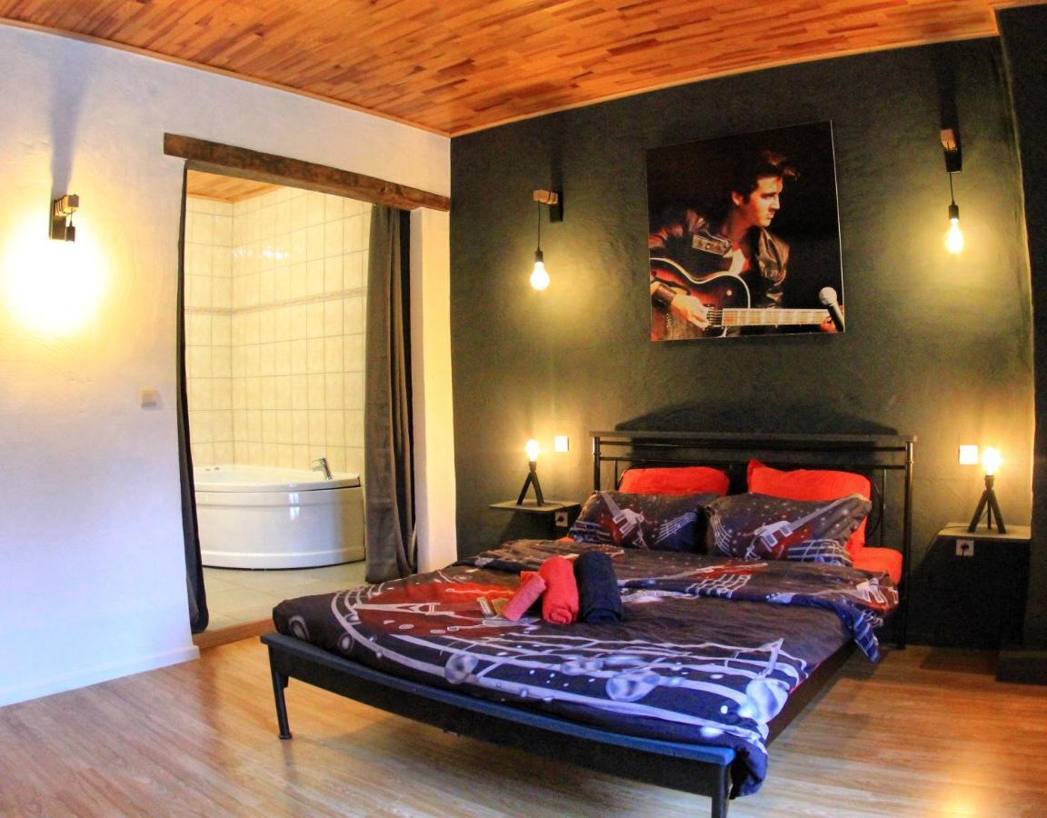 B&B Music City Wibrin Eksteriør billede