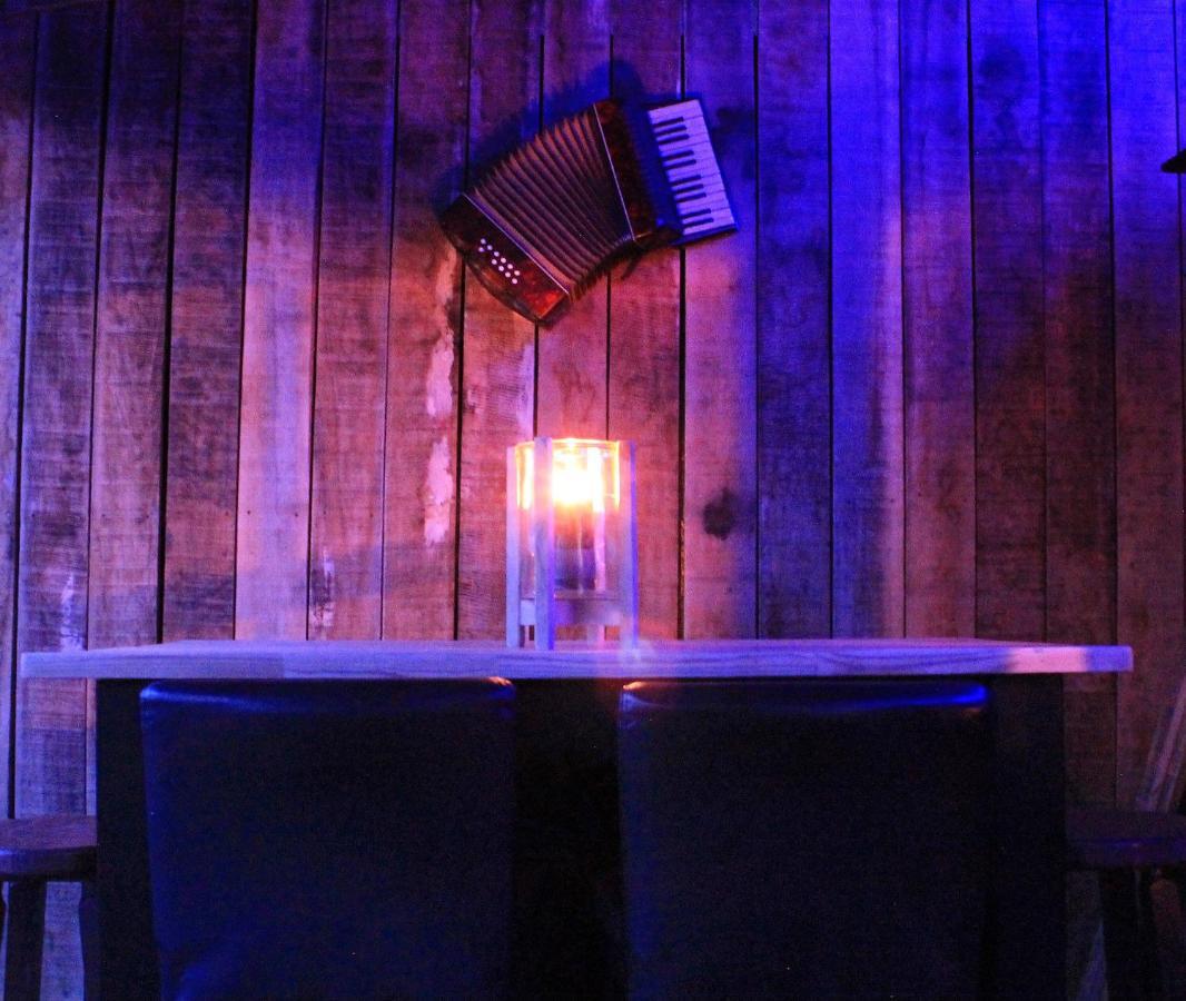 B&B Music City Wibrin Eksteriør billede